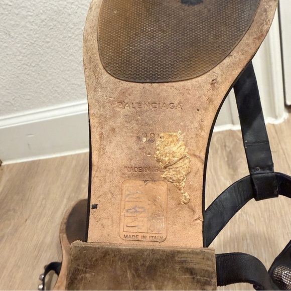 Balenciaga Black Sandals with Silver Studs - Picture 5 of 6